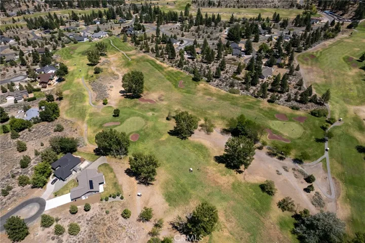 nearby public community golf course