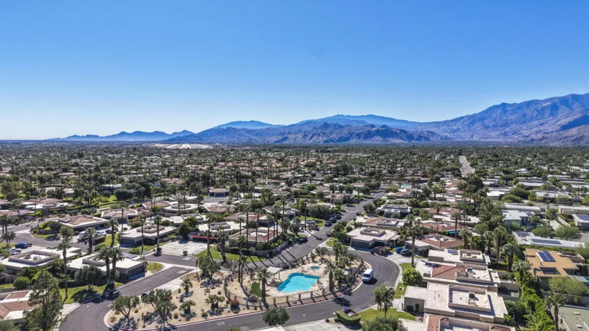 SUNRISE PALMS AMENITIES 22