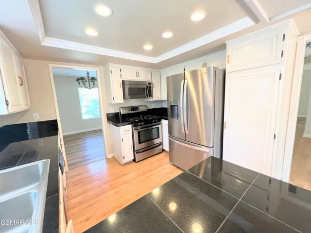 Lindawood kitchen3