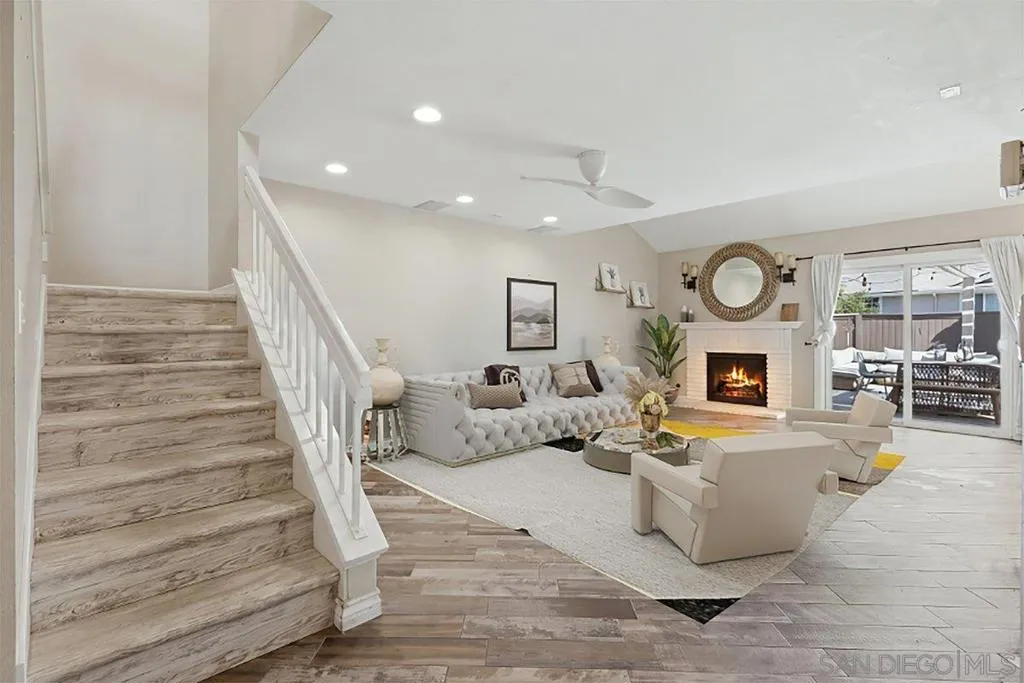 2993 Lexington Cir
