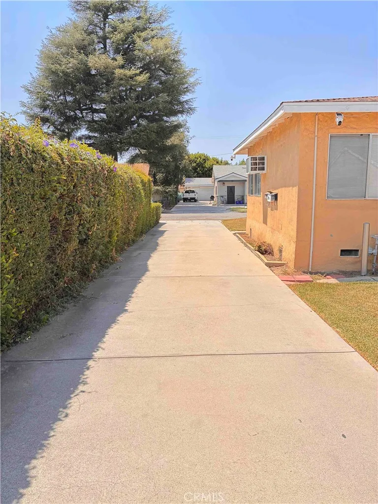 Shared driveway