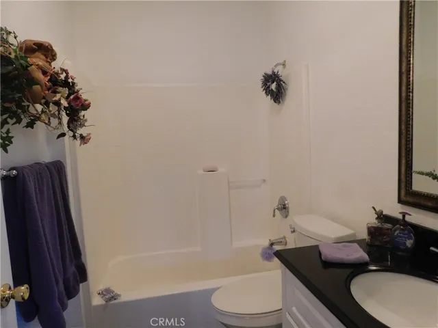 Private full bathroom attached to 2nd Bedroom