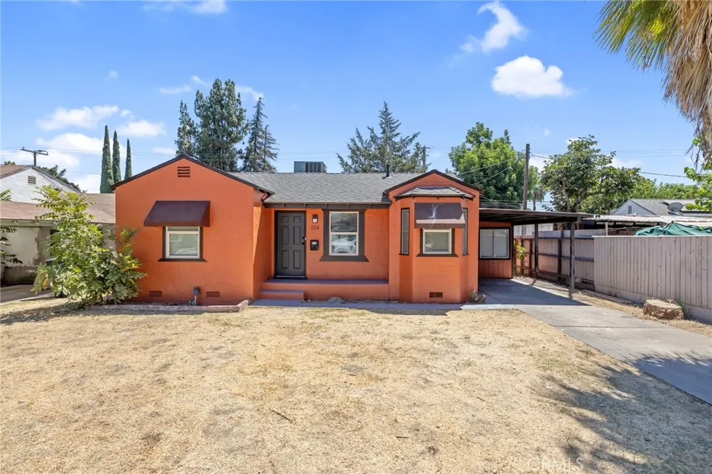 1114 N Conyer