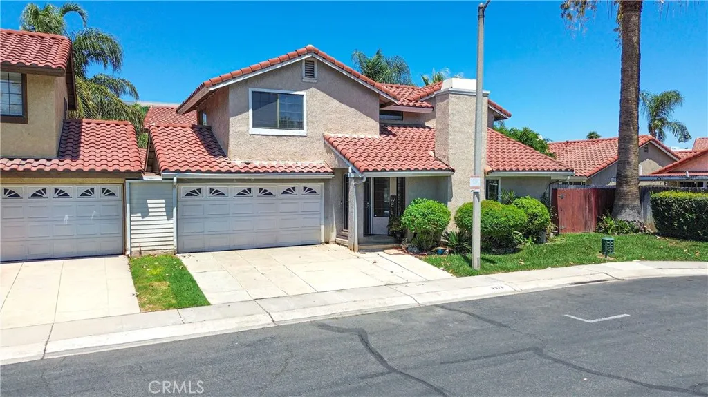2373 Lily Ct