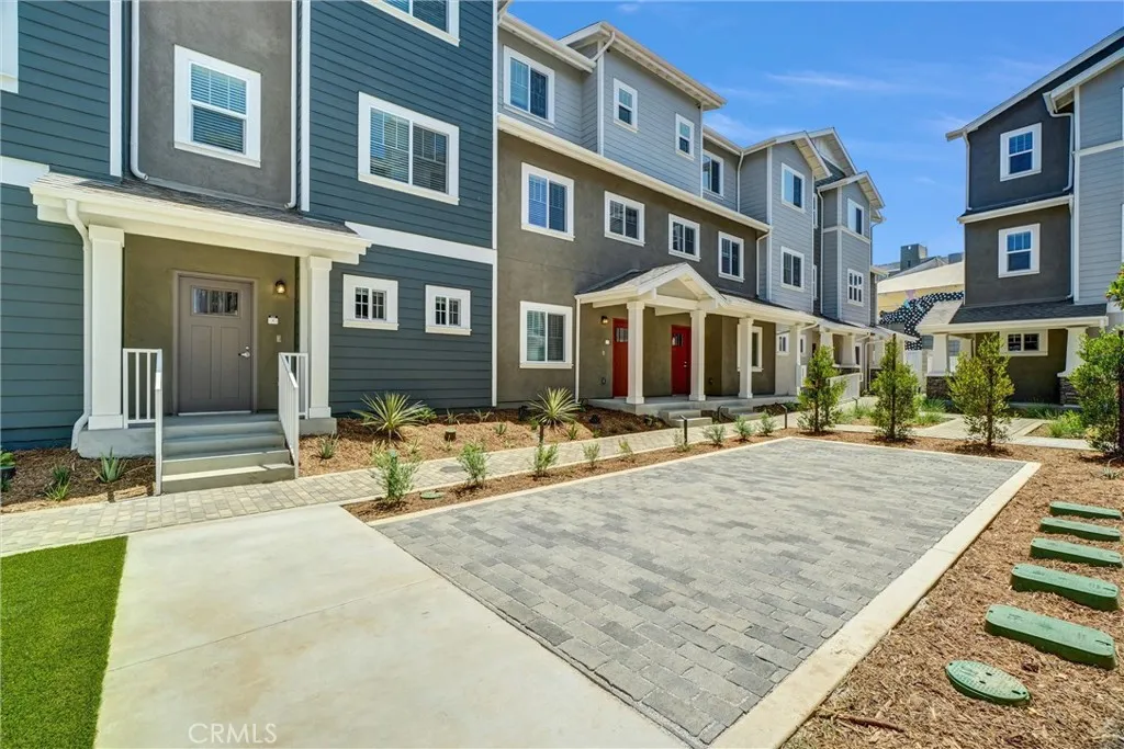 1336 Locust Avenue 3, Long Beach, California 90813 — photo 4