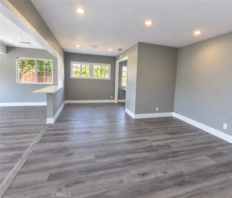 Living room comfortably flows to dining area Living room comfortably flows to dining area