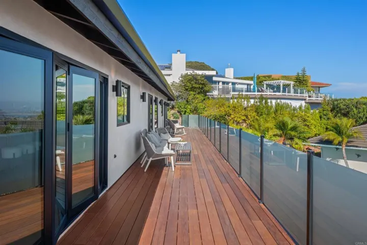 Deck off of living room