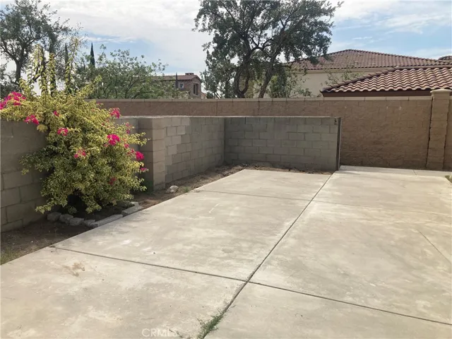 16859 Fairfax Street, Fontana, California 92336 — photo 4