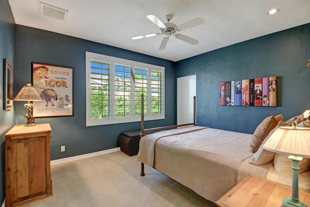 028GUEST BEDROOM MLS