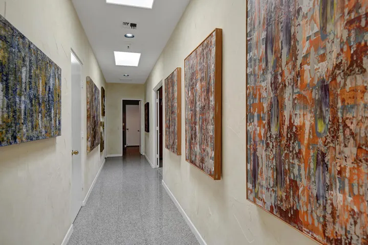 017ART HALL MLS