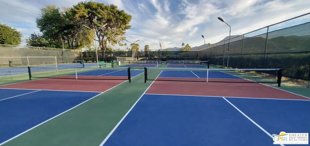 tennis.pickle ball courts