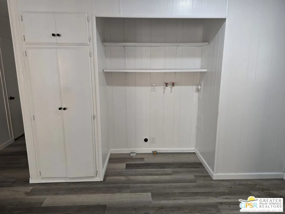 Washer,Dryer closet
