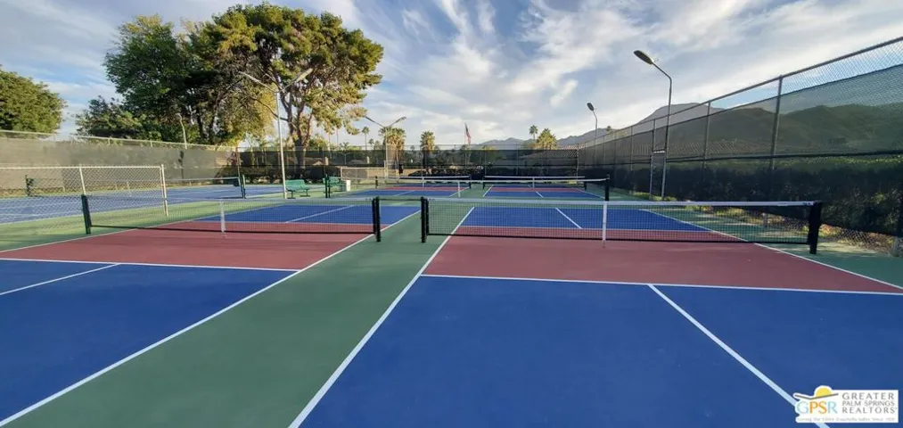 tennis.pickle ball courts