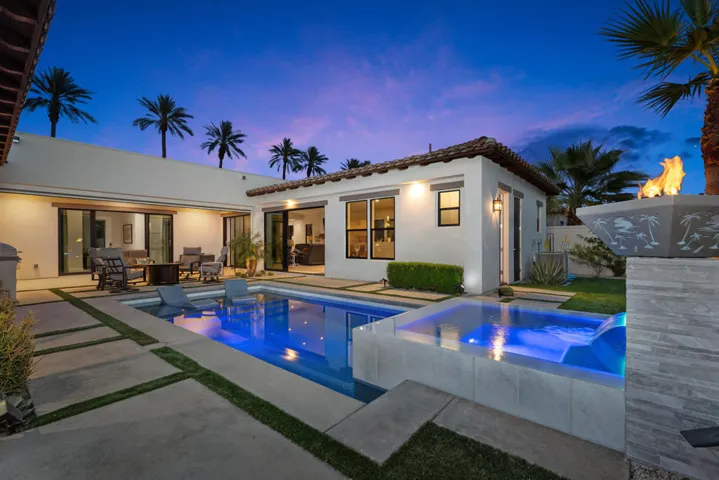 Seamless Indoor-Outdoor Living