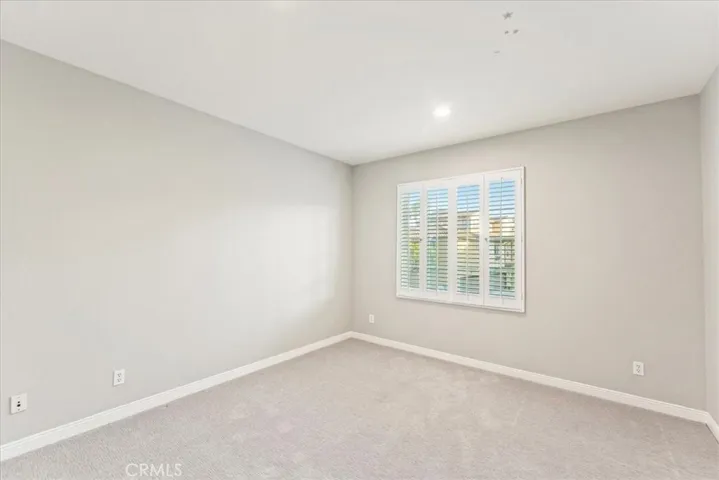 Bedroom 2 w/o staging