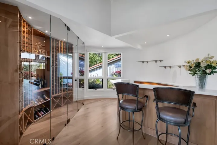 Wine room Pub