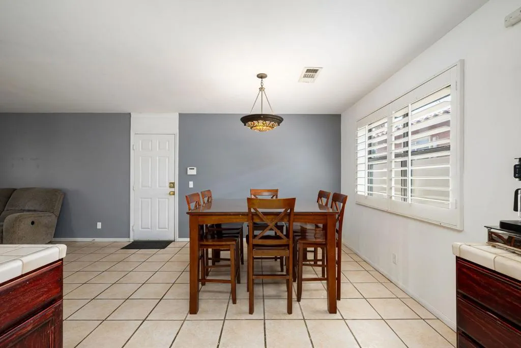21-web-or-mls-JMEisenhower_OPMG_0326_032