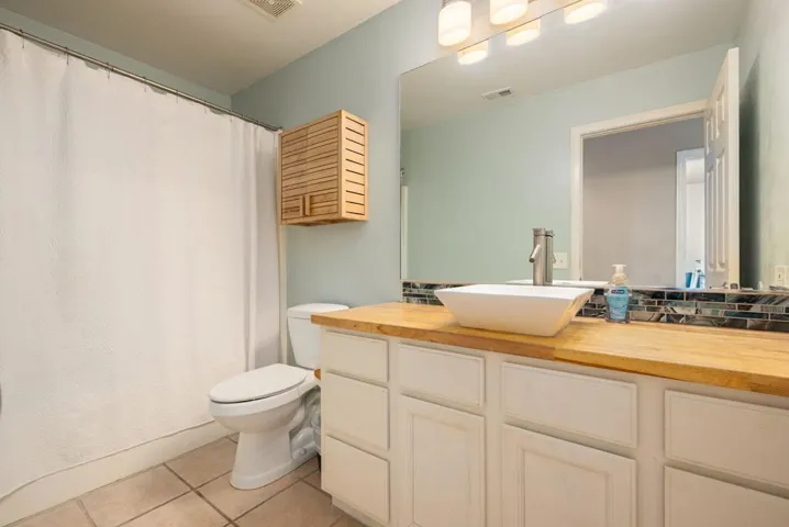 29-web-or-mls-JMEisenhower_OPMG_0326_040
