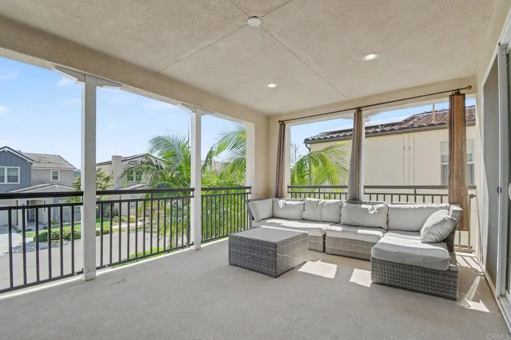 Enjoy this inviting covered outdoor living space!