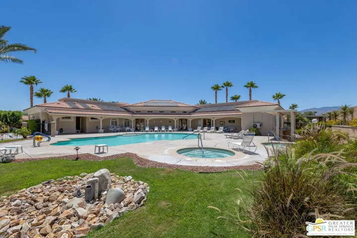 clubhouse pool