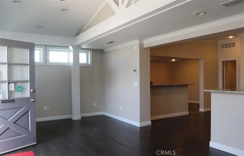 ENTRANCE 1 INTO LOBBY