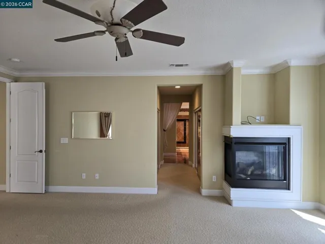 Master bedrm  to master bath