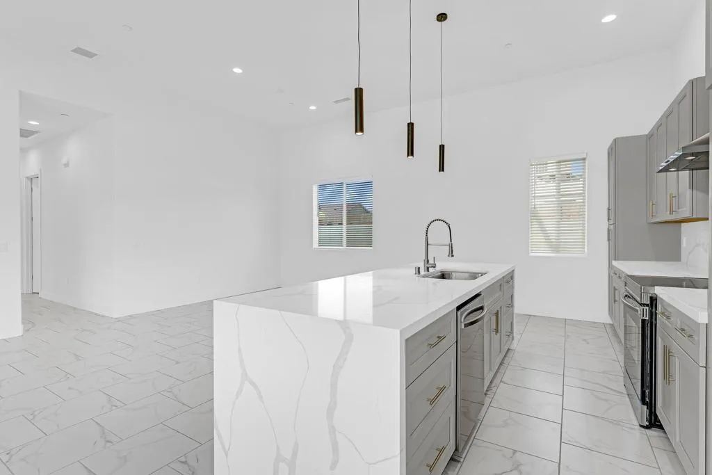 15480rambla-27