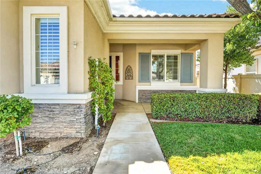 1730 N Forest Oaks, Beaumont, California 92223 — photo 4