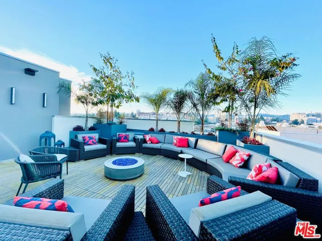 Common Area Fire Pit