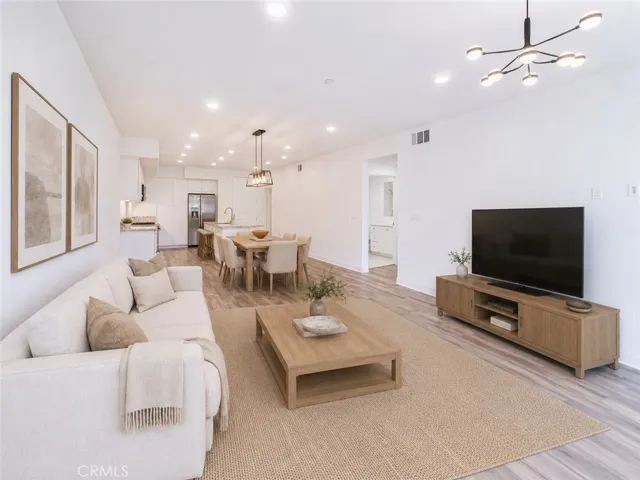 Living space - Virtually Staged