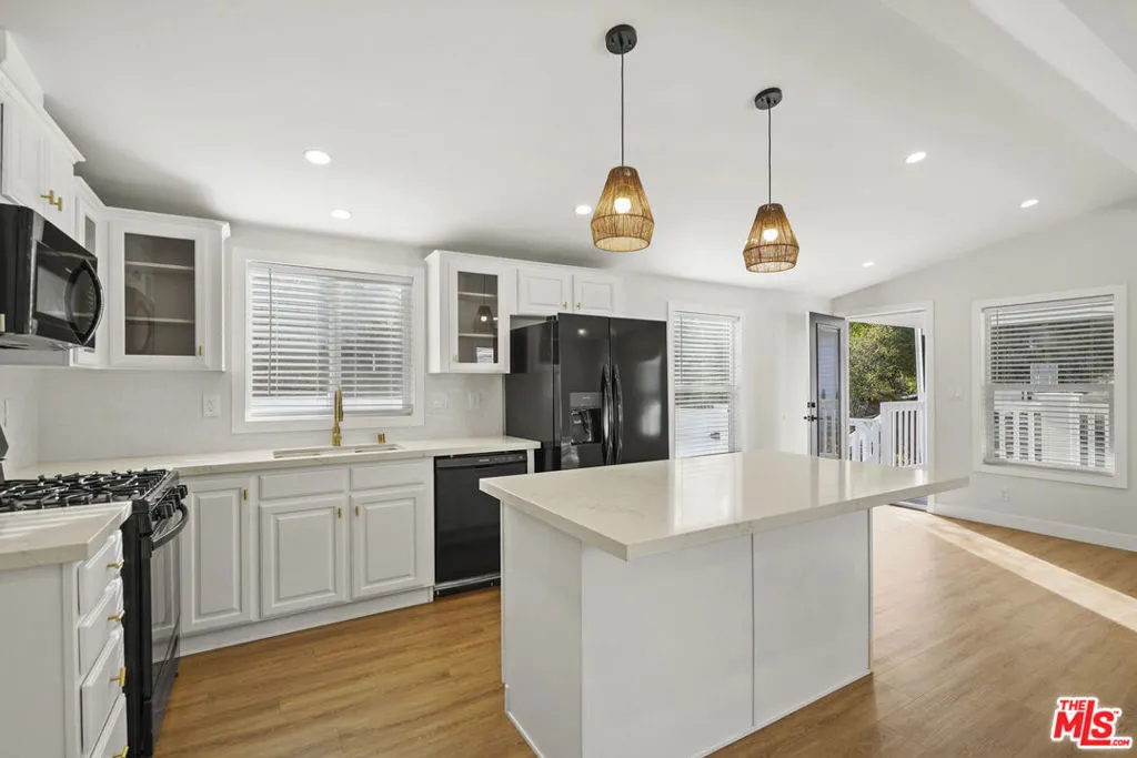 30473 Mulholland Hwy 109, Agoura Hills, California 91301 — photo 4