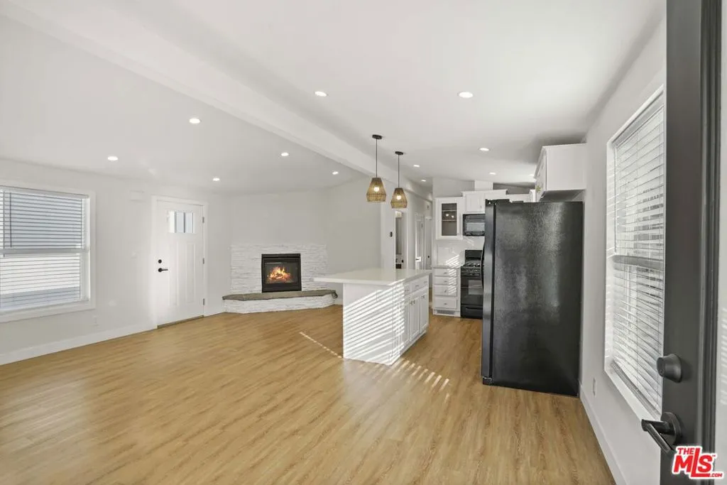 30473 Mulholland Hwy 109, Agoura Hills, California 91301 — photo 5