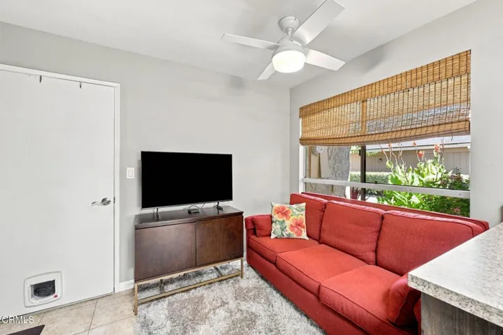 15-web-or-mls-IMG_1603_with_tv