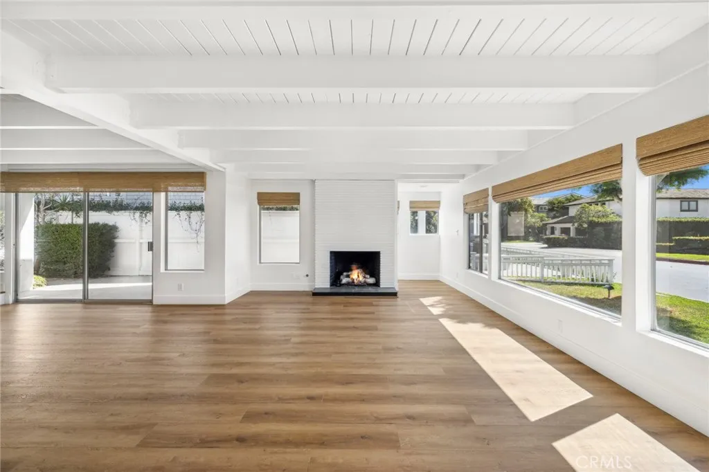 2551 Bayshore Drive, Newport Beach, California 92663 — photo 4