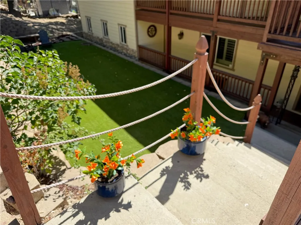 Separate access to 2nd floor.