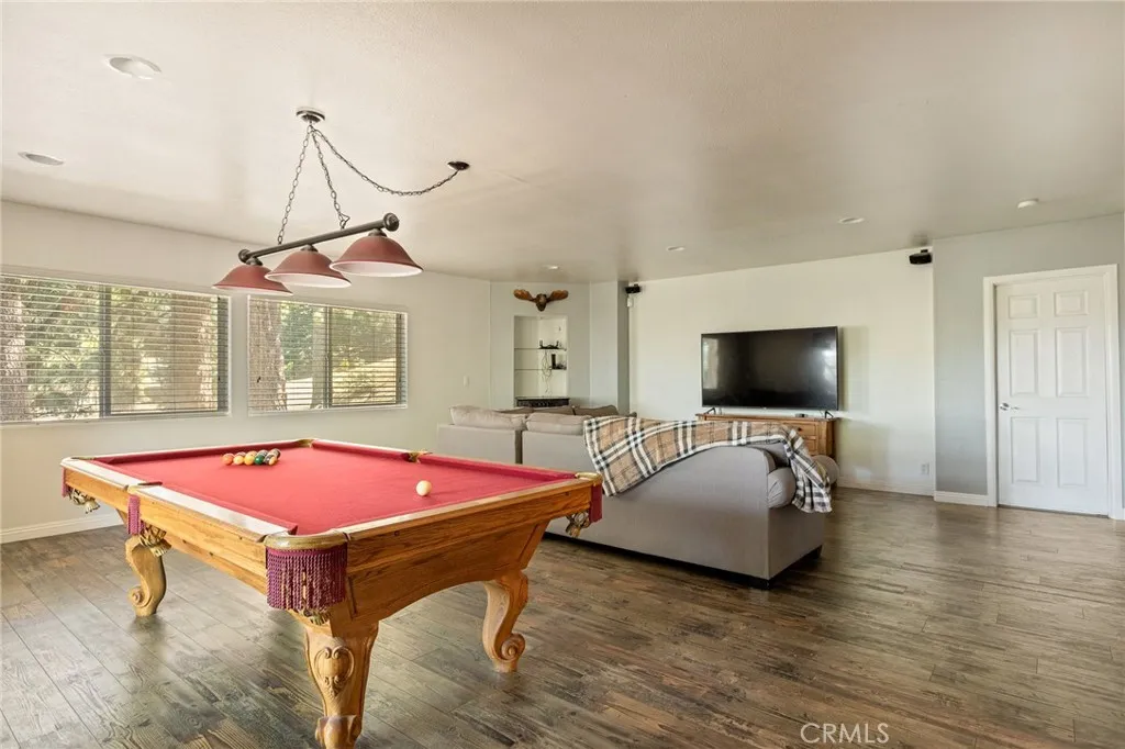 Large family - game room.