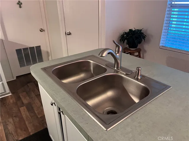 Newer sink