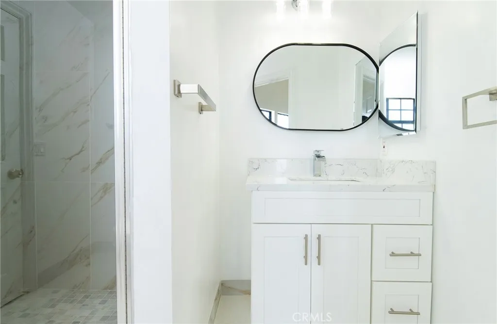 Jack & Jill bathroom