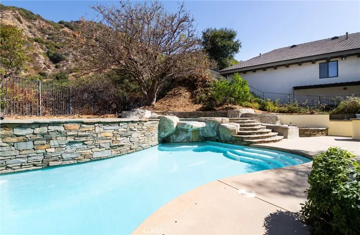 Pool & spa