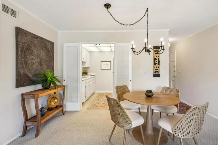 1915 Mount Vernon Court 14, Mountain View, California 94040 — photo 5