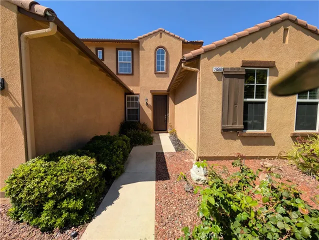 FRIONT ENTRY VIEW