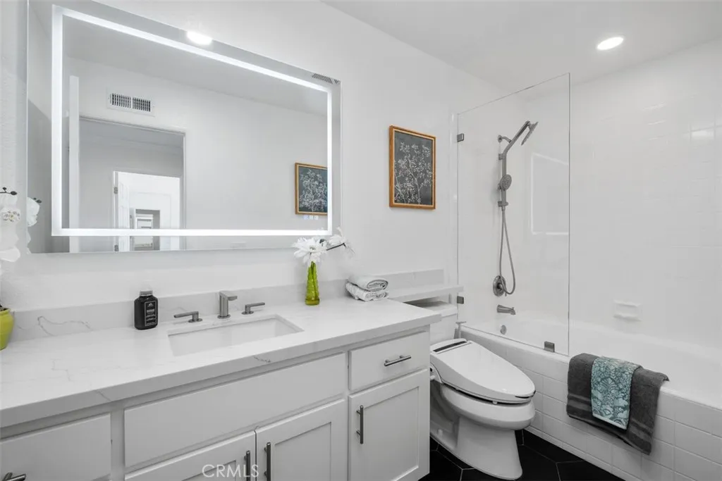 bathroom 2 bathroom 2