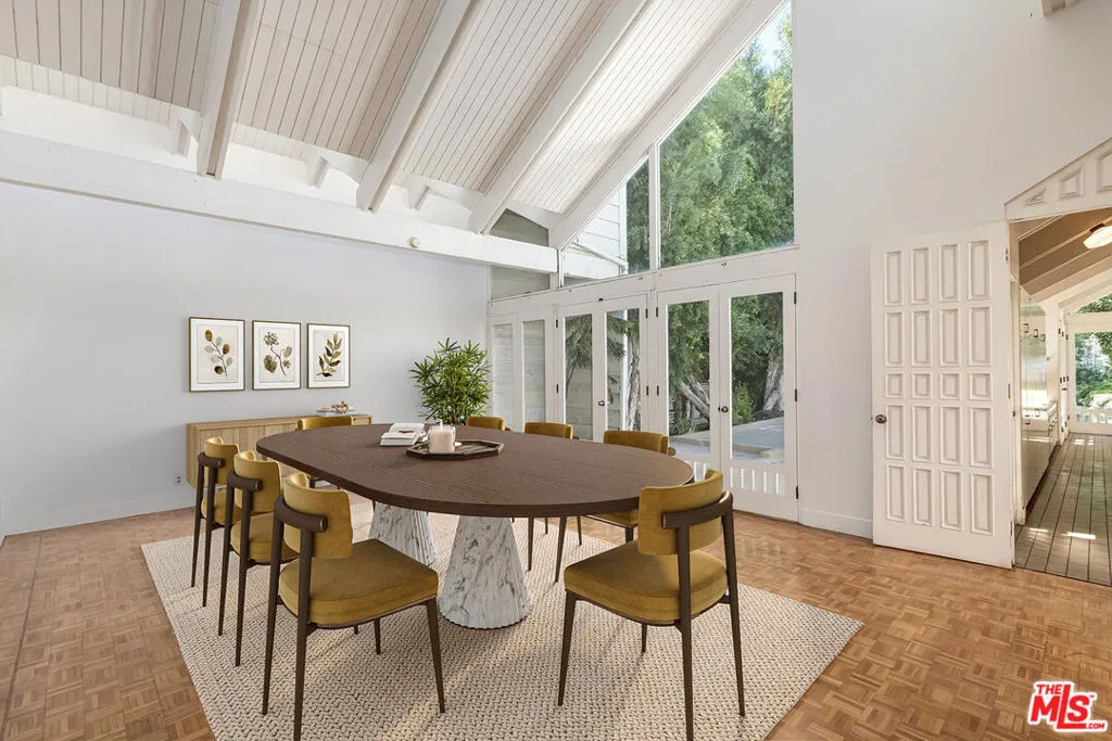 Virtually Staged Dining Room