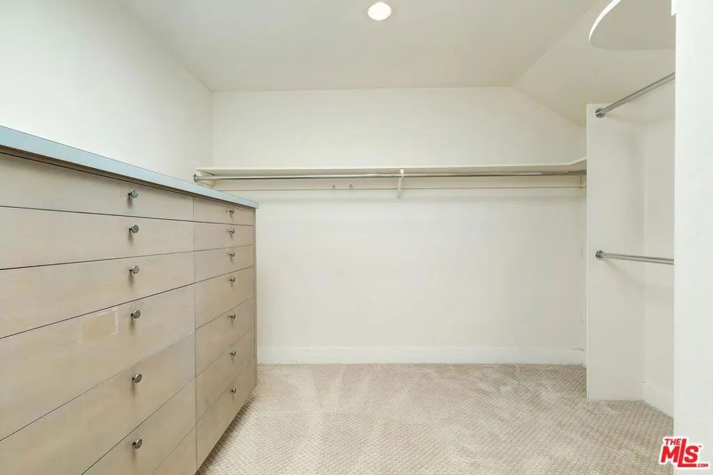 Primary Walk-in 2