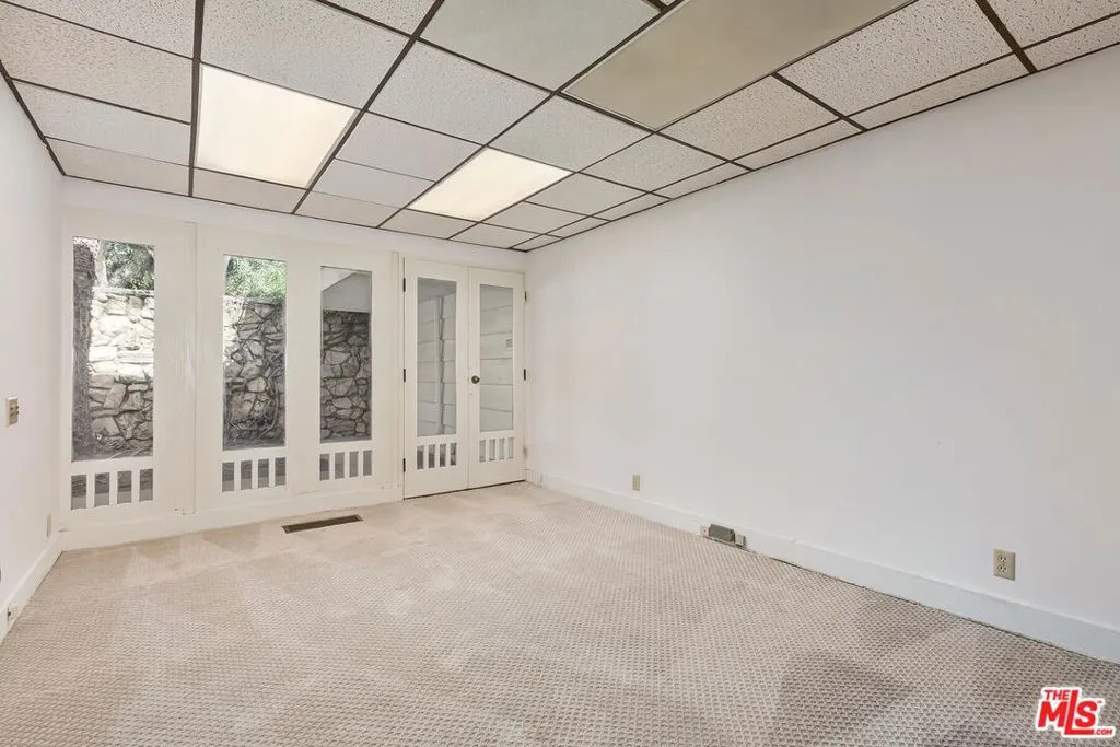 Lower Street Level Office