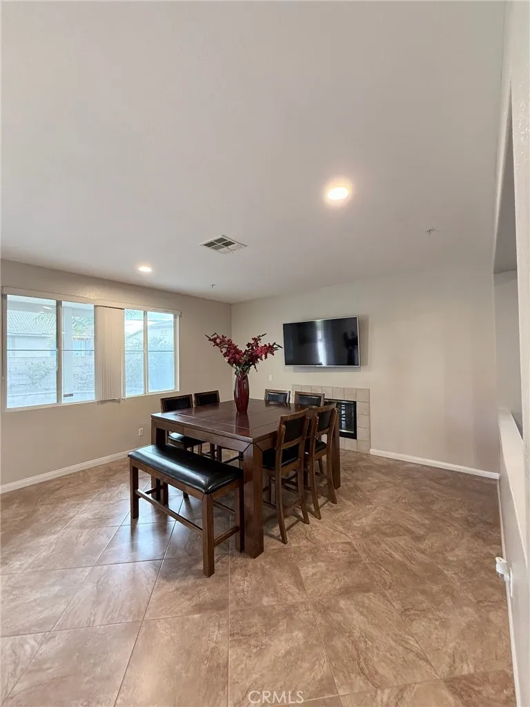 16263 Seminole, Fontana, California 92336 — photo 5