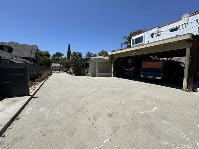 Dedicated Carport​​‌​​​​‌​​‌‌​​‌​​​‌‌​​​‌​​‌‌​​‌‌​​‌‌​​​​ Space