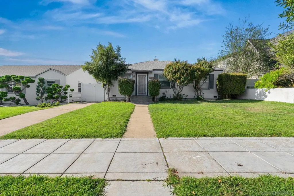 326 28 H Ave