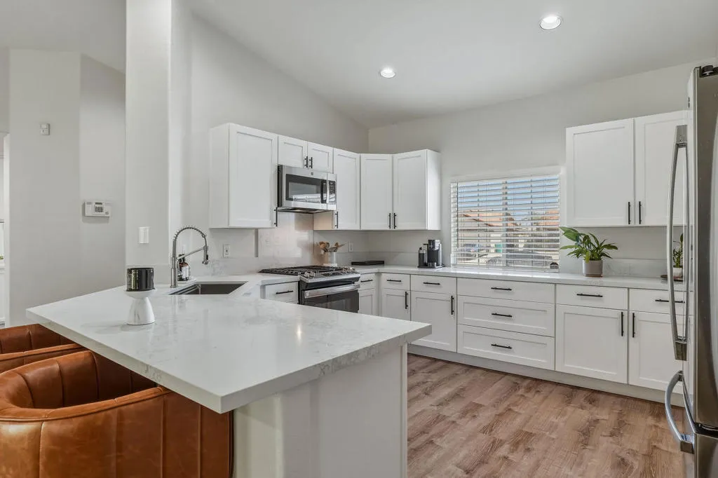 72466JuliaWay-13