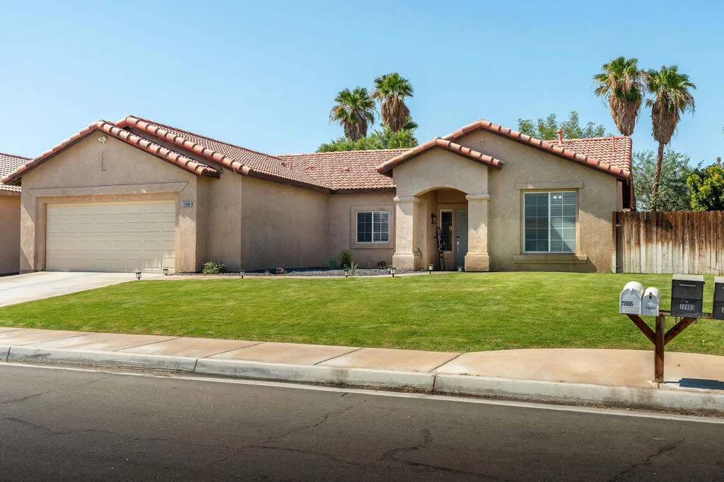72466JuliaWay-2